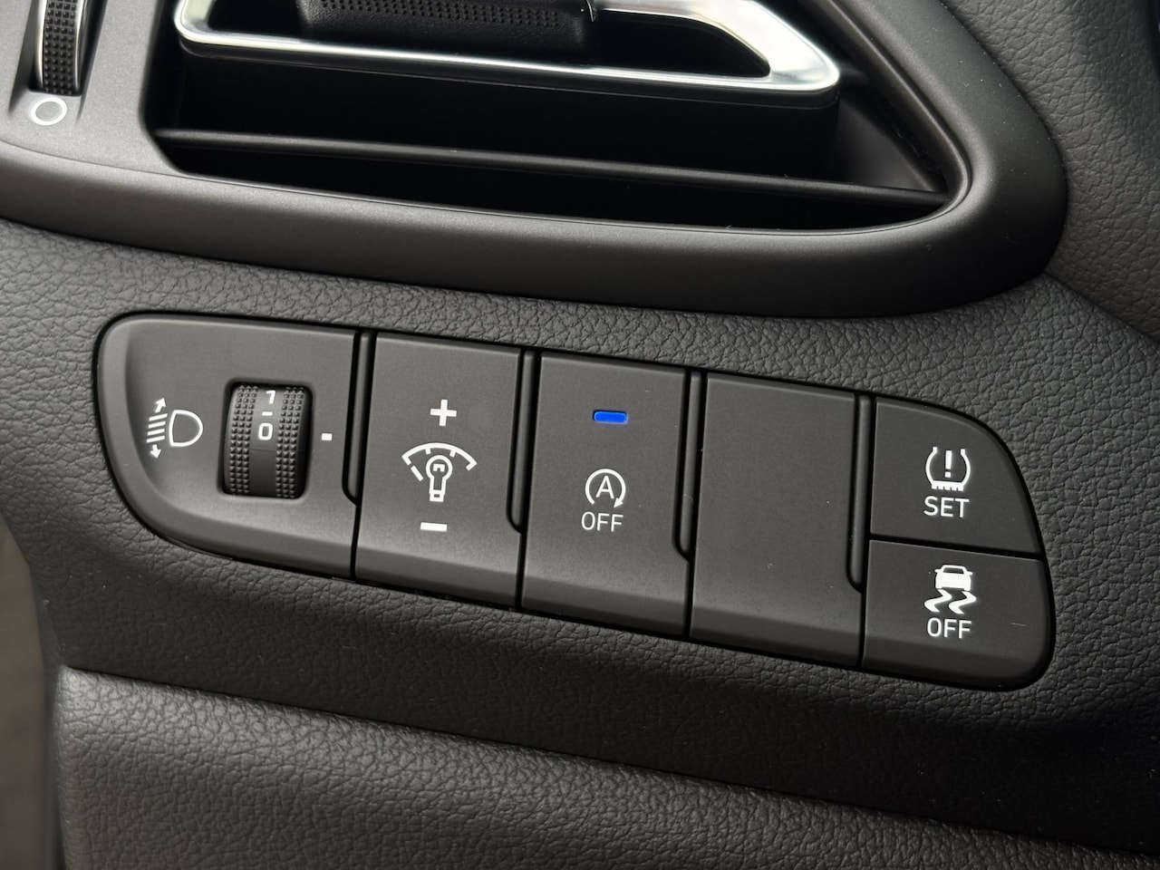 Hyundai i30 - 1.0 T-GDi MHEV HYBRID | 22.874 km | Stuur- & Stoelverwarming | Garantie | Carplay | Climat