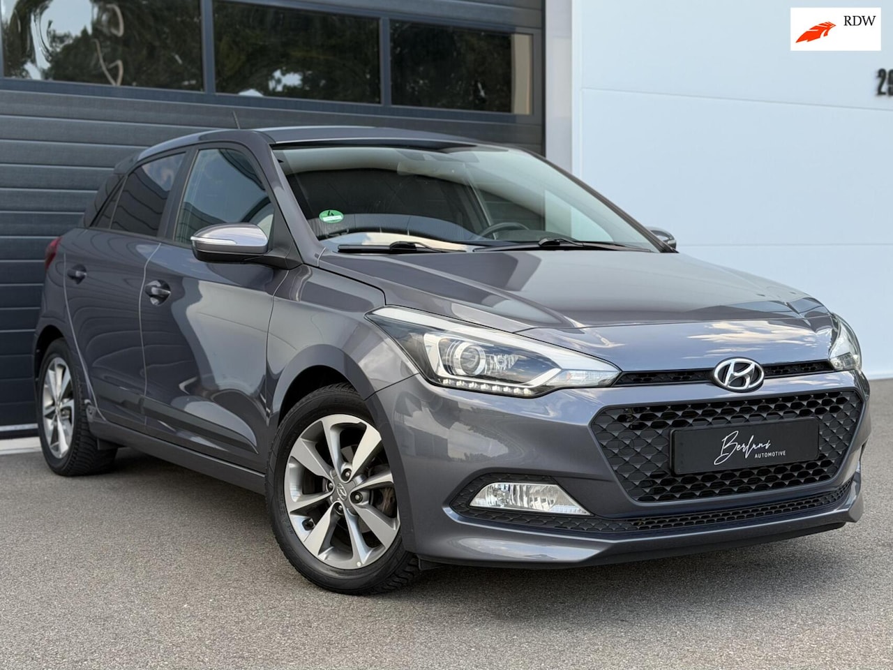 Hyundai i20 - 1.2 HP Comfort Camera | Stoelverw| TOP onderhoud - AutoWereld.nl