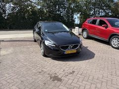 Volvo V40 - 2.0 T3 Nordic+ TREKHAAK PDC STOELVERWARMING