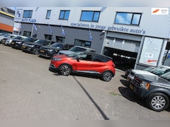 Renault Captur - 0.9 TCe Helly Hansen / Full Options / RED PACK