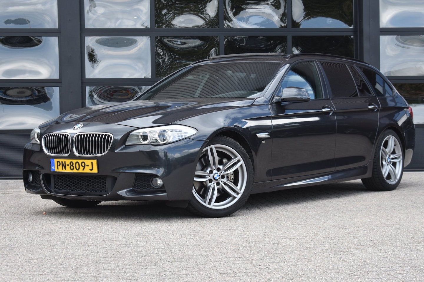 BMW 5-serie Touring - 530d BluePerformance High Executive '12 Pano Leder Clima M Pakket Xenon Cruise - AutoWereld.nl