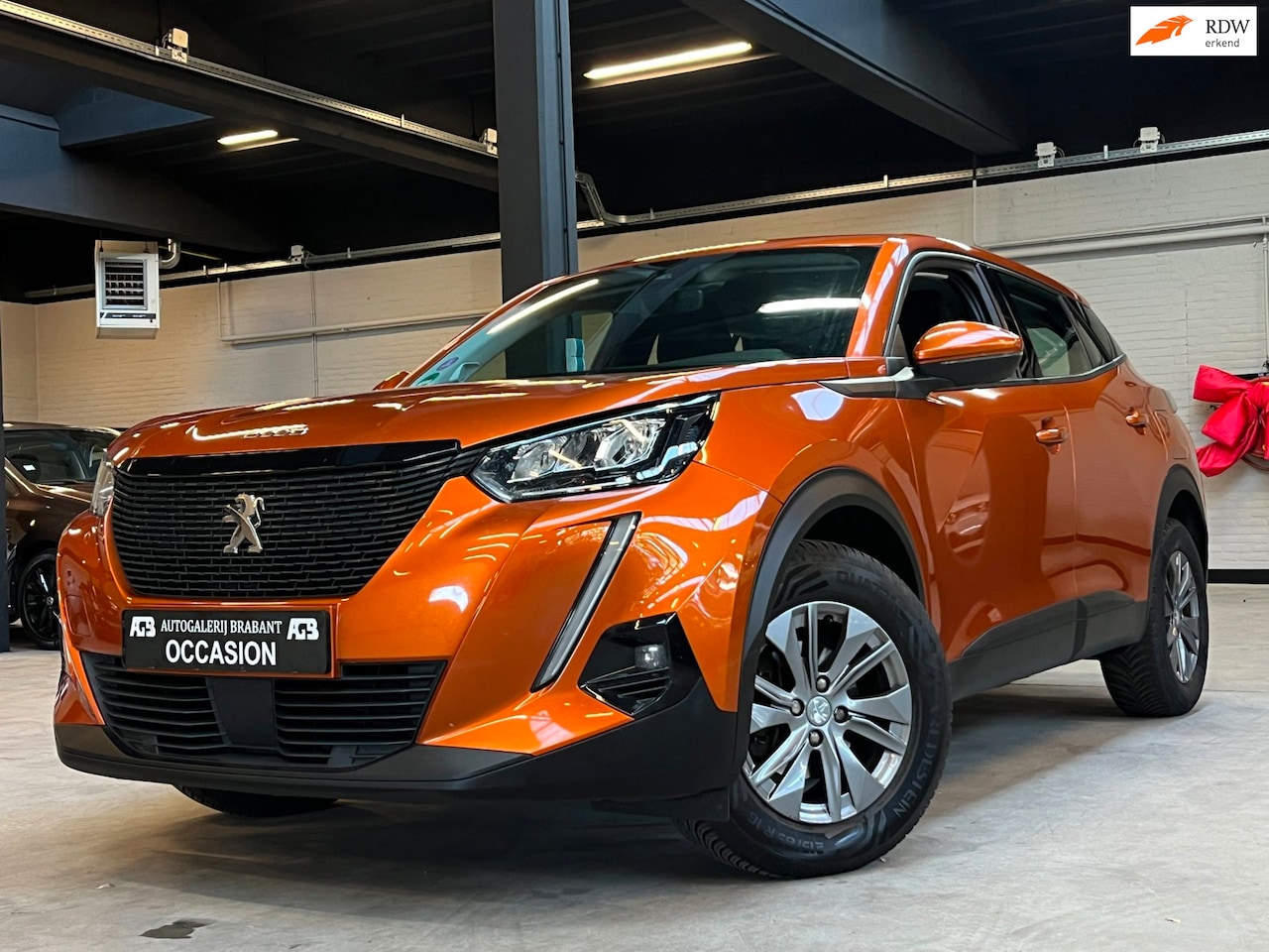Peugeot 2008 - 1.2 PureTech Allure CarplayLedCruise/Trekhaak - AutoWereld.nl