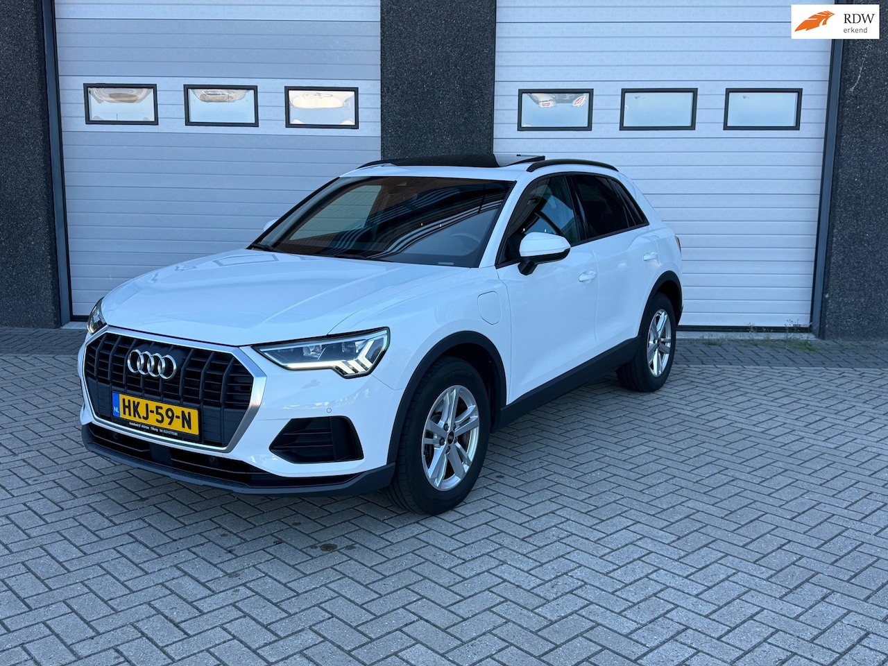 Audi Q3 - 45 TFSI e Advanced edition PANO/PDC/CLIMA/NAVI - AutoWereld.nl