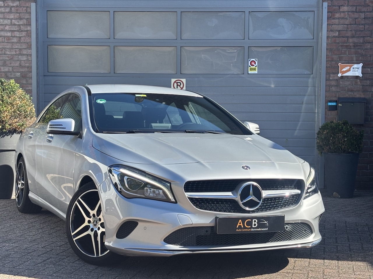 Mercedes-Benz CLA-Klasse - 180 Prestige Automaat 12 Maanden Bovag Garantie inclusief! - AutoWereld.nl