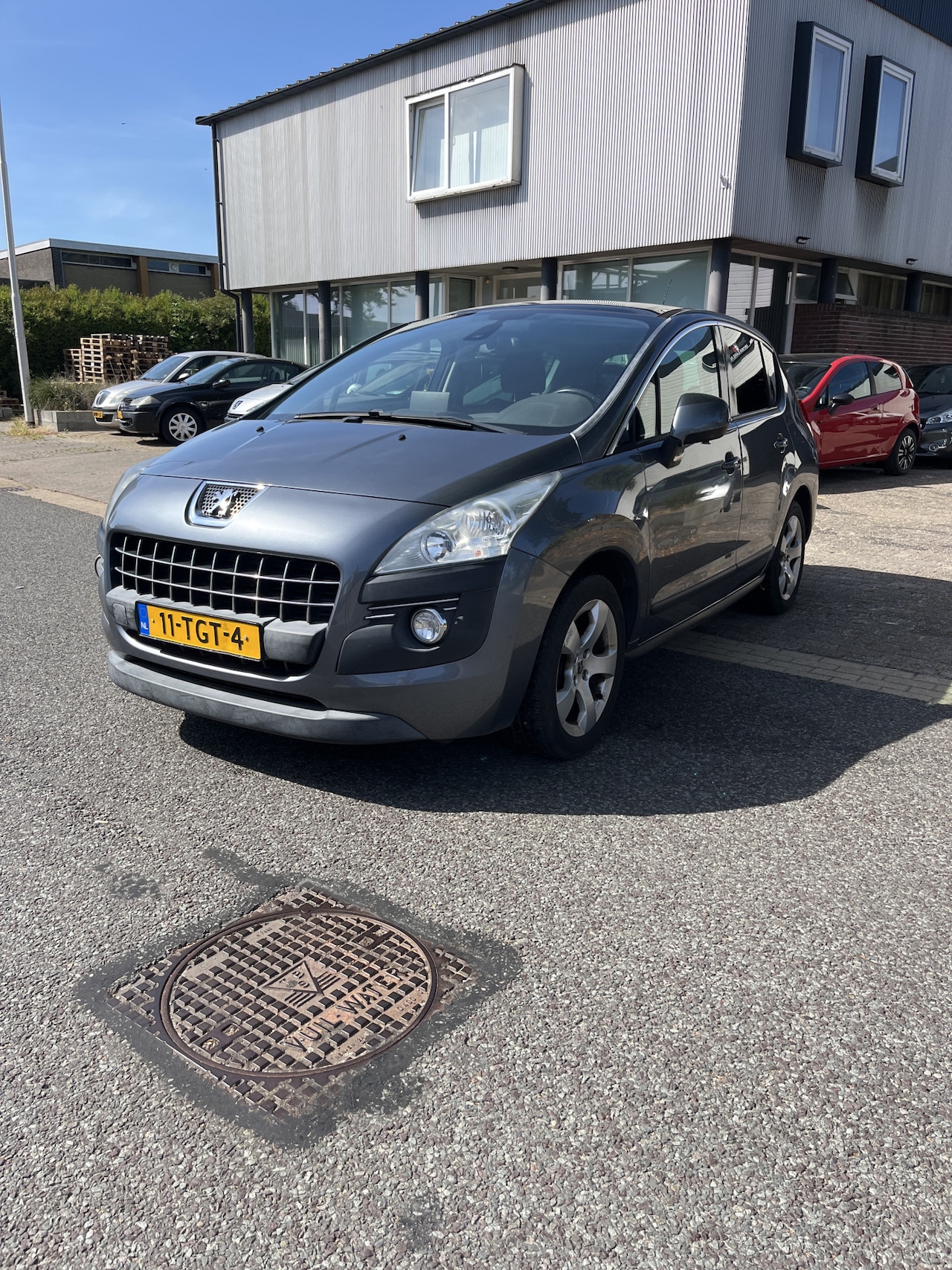 Peugeot 3008 - 1.6 VTi Active Clima Keurig nette en goed rijdende 3008 Inclusief nieuwe Apk keuring. - AutoWereld.nl