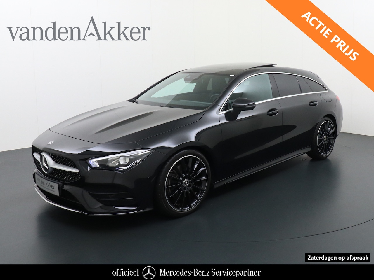 Mercedes-Benz CLA-klasse Shooting Brake - 200 AMG 164pk // Panoramadak // 19"AMG Velgen // Sfeerverlichting // Privacy Glas // Carpl - AutoWereld.nl