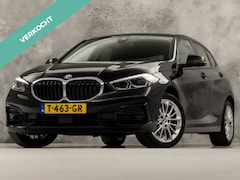 BMW 1-serie - 118i Sport Automaat (APPLE CARPLAY, DEALER ONDERHOUDEN, STOELVERWARMING, CAMERA, SPORTSTOE