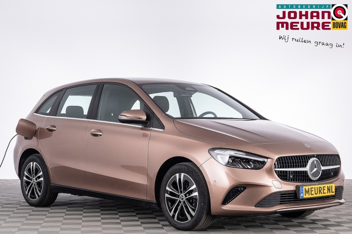 Mercedes-Benz B-klasse - 250 e Business Solution PHEV Automaat | Rose gold Metallic - AutoWereld.nl