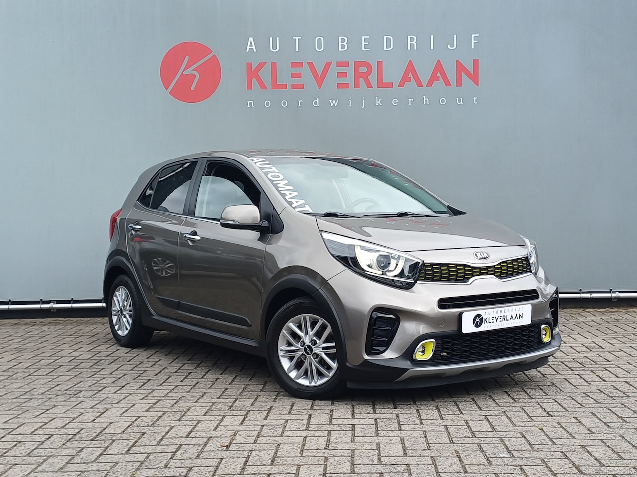 Kia Picanto - 1.2 CVVT X-Line AUTOMAAT | CAMERA | AIRCO | NAVIGATIE | APPLE CARPLAY/ ANDROID AUTO | Wij - AutoWereld.nl