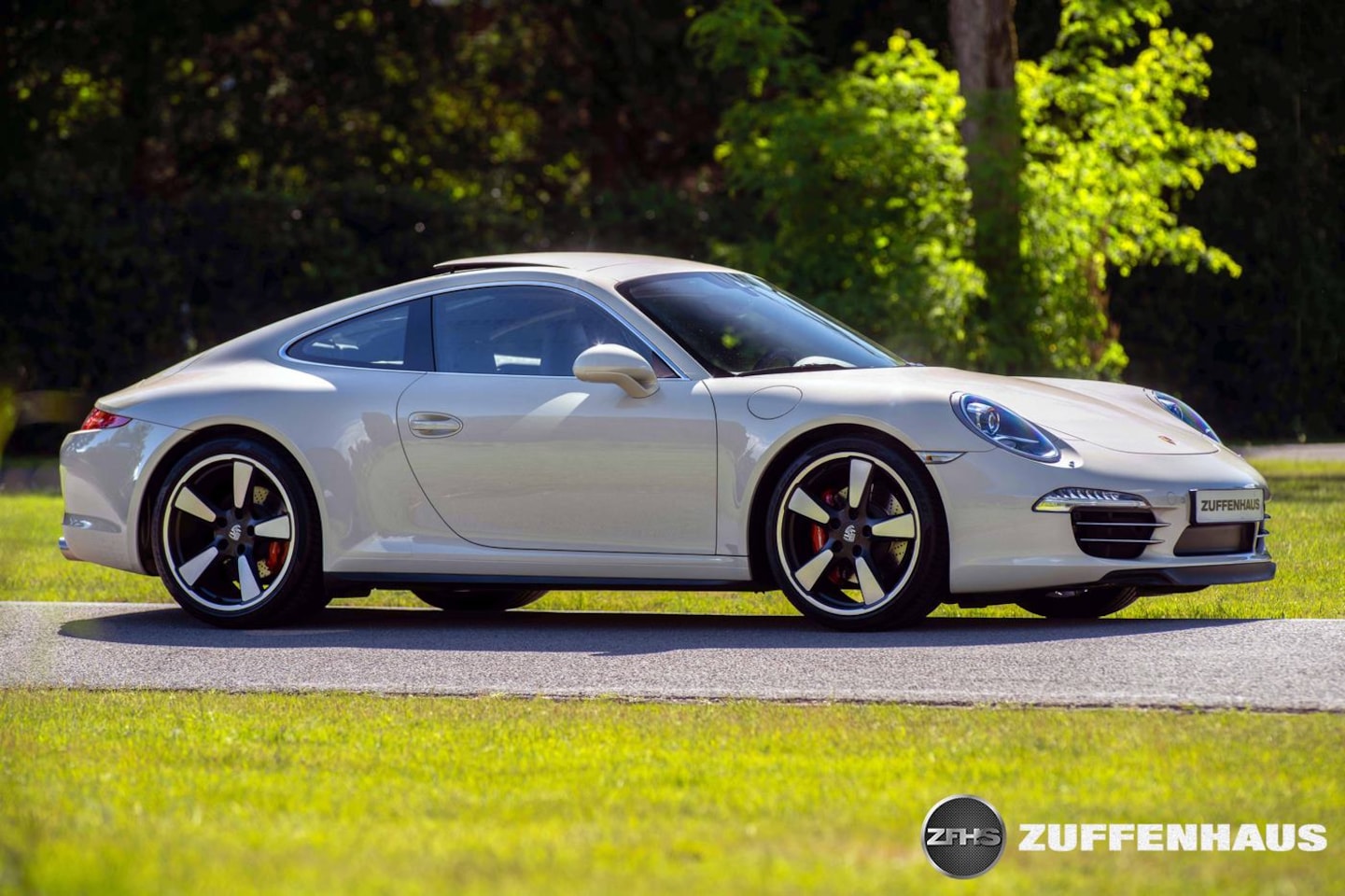 Porsche 911 - 3.8 Carrera S 50th Anniversary Edition 7-bak handgeschakeld - AutoWereld.nl