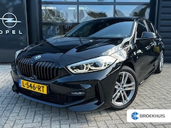 BMW 1-serie - 118i Business Edition M-Sport Automaat | M-AERODYNAMICA| STOF/LEDERENBEKLEDING| SFEERVERLI