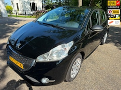Peugeot 208 - | 2012 | 171.000 km | NAP | Airco | Nieuwe APK |Navigatie