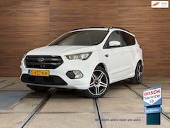 Ford Kuga - 1.5 EcoBoost ST Line | 150 PK | Winterpakket | Handgeschakeld | Panoramadak | 19" | Naviga