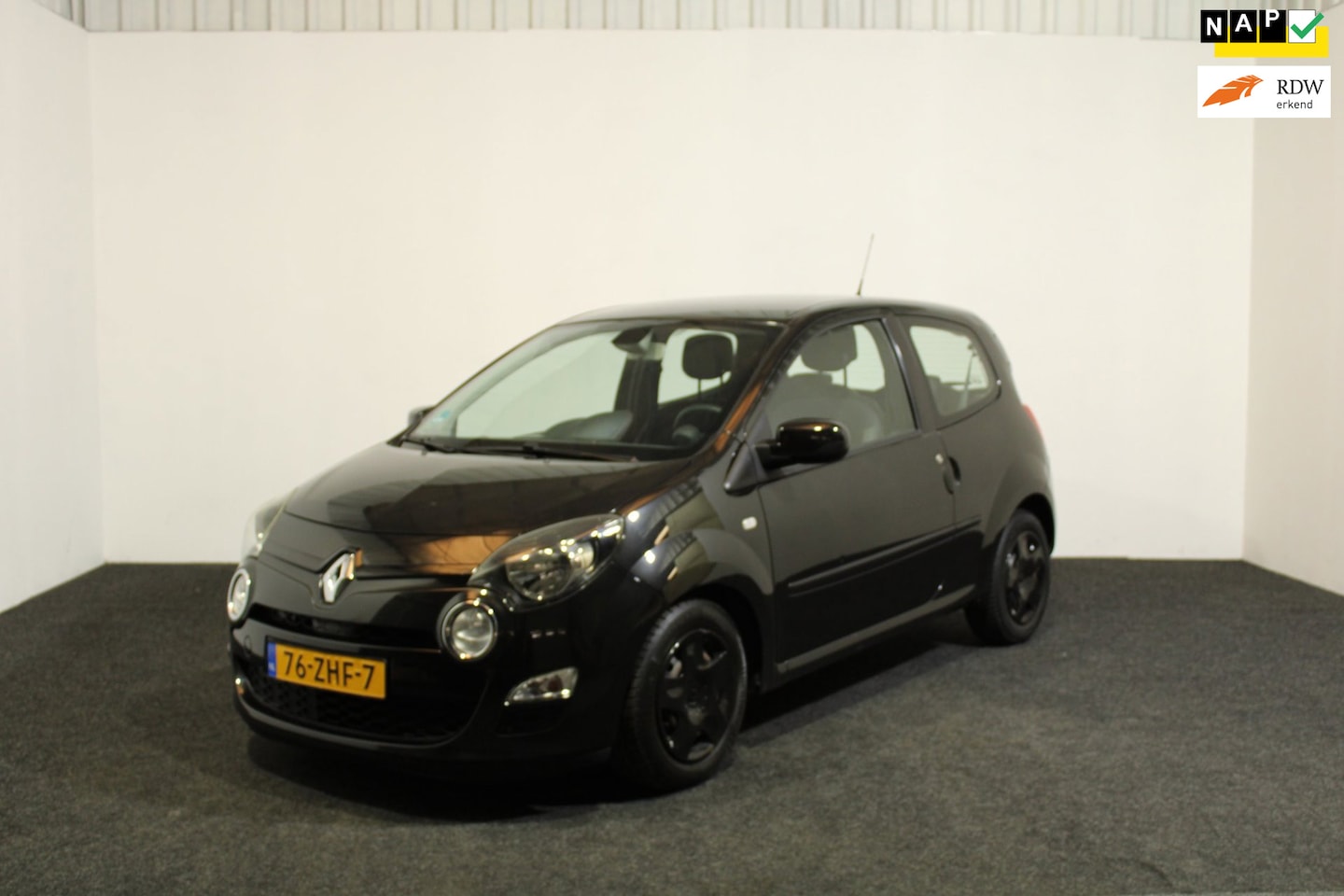 Renault Twingo - 1.2 16V Dynamiq |Airco|Cruise Control| Nieuwe APK en afleveringsbeurt inclusief! Interesse - AutoWereld.nl