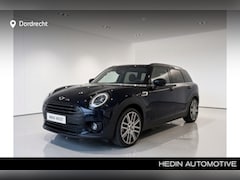 MINI Clubman - Cooper Yours | Leder | 18" | Camera | Privacy Glass | Piano Black Exterior