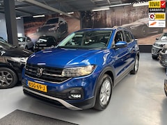 Volkswagen T-Cross - 1.0 TSI Go / Trekhaak / Stoelverwarming