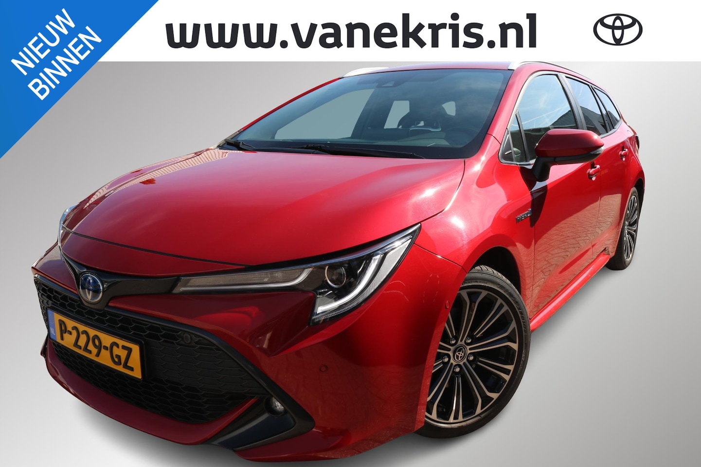 Toyota Corolla Touring Sports - 2.0 Hybrid Style 2.0 Hybrid Style, Trekhaak, Parkeersensoren - AutoWereld.nl