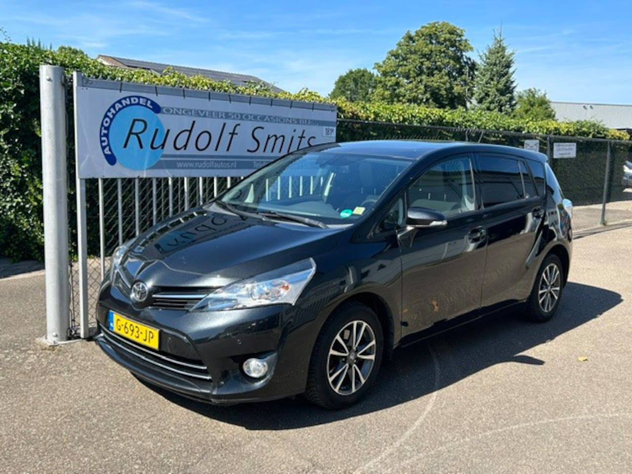 Toyota Verso - 1.8 VVT-i Dynamic Business 1.8 VVT-i Dynamic Business - AutoWereld.nl