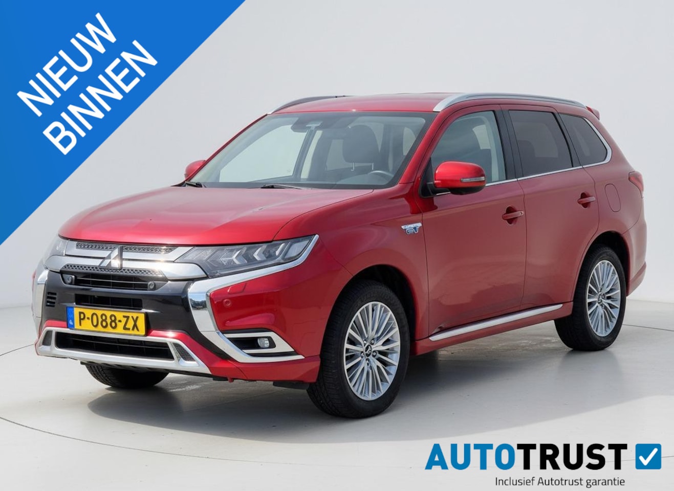 Mitsubishi Outlander - 2.4 PHEV Intense VOL OPTIES EL A.KLEP ADAP. CRUISE - AutoWereld.nl