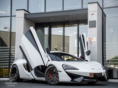 McLaren 570S - 3.8 V8 / Akrapovic / Novitec / Org. NL / Carbon