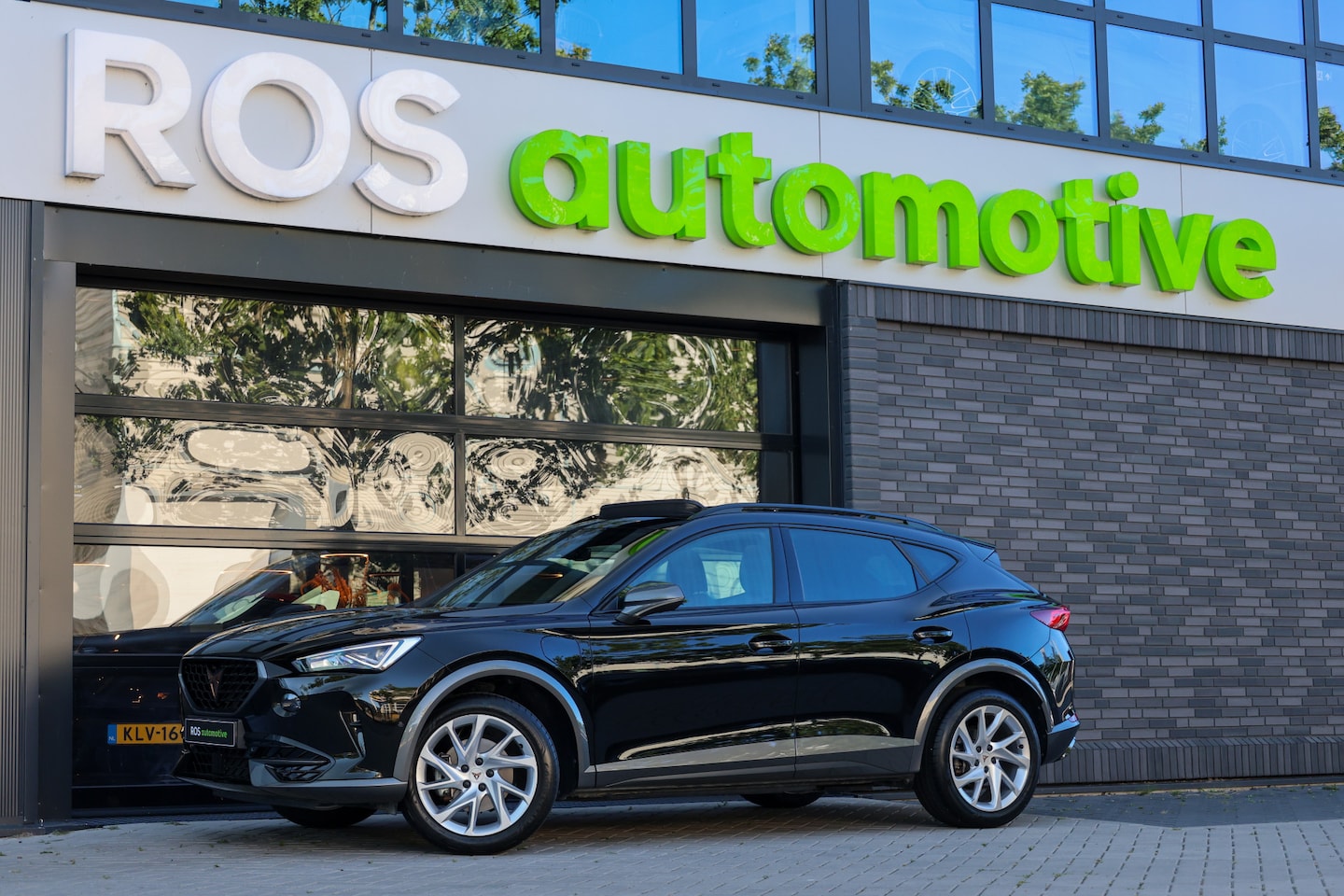 CUPRA Formentor - 1.4 e-Hybrid Business | BTW | PANO | CAMERA | STUURWIELVERWARMING | ACC | ELEK.TREKHAAK | - AutoWereld.nl