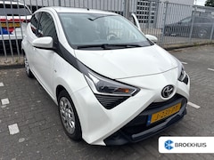 Toyota Aygo - VERWACHT: 1.0 VVT-i 72pk x-play | Carplay | Airco | Achteruitrijcamera | Bluetooth | Elec.