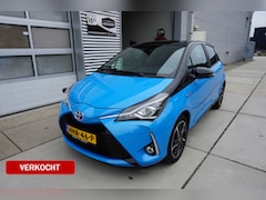 Toyota Yaris - 1.5 Hybrid Bi-Tone Camera|PDC A|Pano|Key Less|Cruise|BlueTooth|