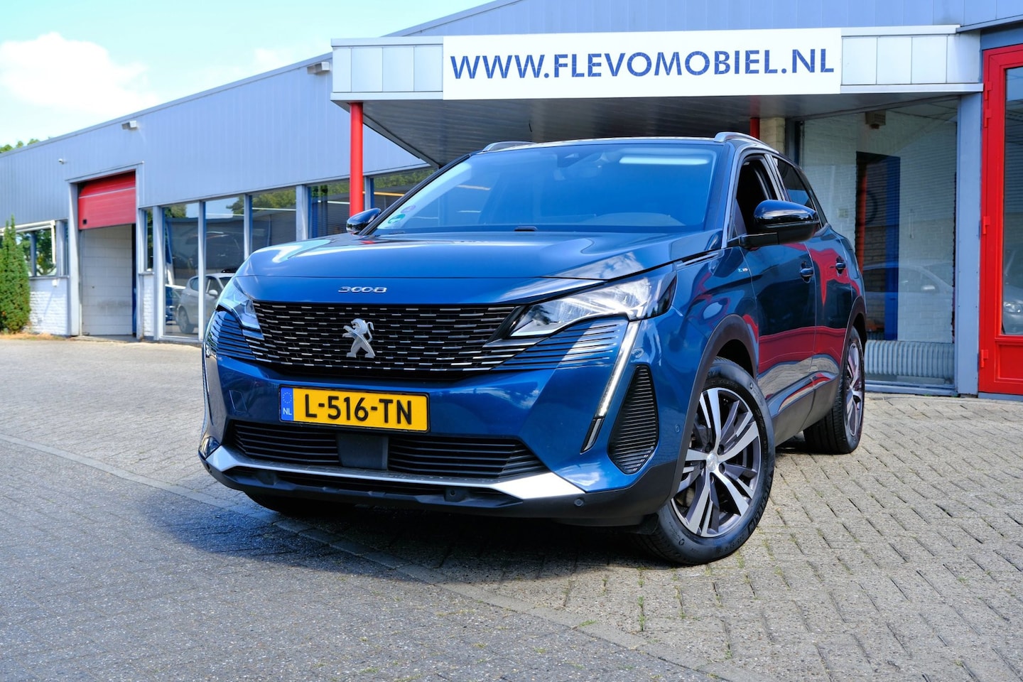 Peugeot 3008 - 1.6 HYbrid 225 Blue Lease Allure Aut. Navi|Cam|Half Leder|i-Cockpit|LED - AutoWereld.nl