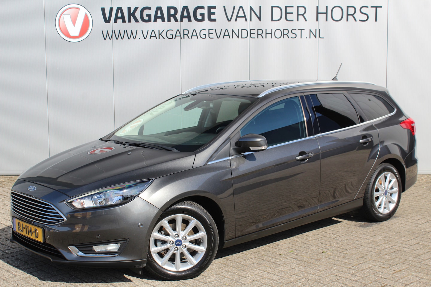 Ford Focus Wagon - 1.0-125pk Titanium. Zeer nette, praktische en goed onderhouden wagen, afkomstig van de 1e - AutoWereld.nl