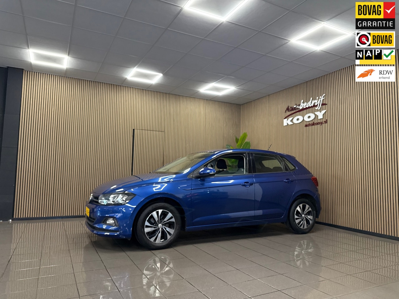 Volkswagen Polo - 1.0 TSI Comfortline Business * Navigatie / LED / Camera / LM Velgen / NL Auto * - AutoWereld.nl