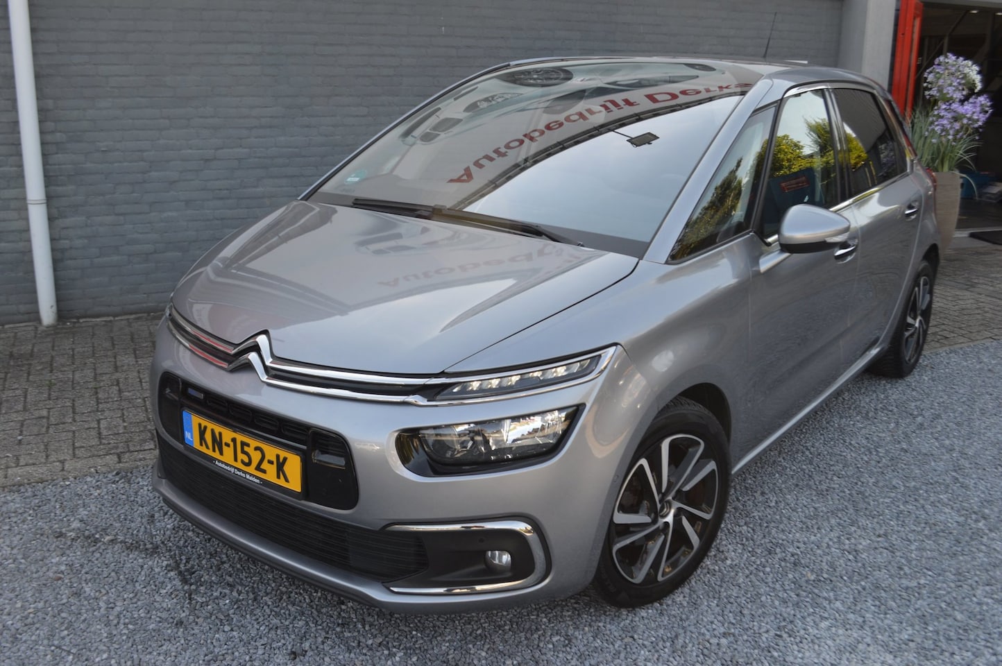 Citroën C4 Picasso - 1.2 PureTech Business Airco | Navi | PDC| Carplay | Nieuwstaat - AutoWereld.nl