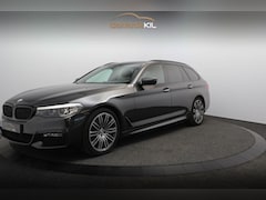 BMW 5-serie Touring - 520i High Executive M-Sport M-Sport / Sport onderstel / Camera / 19'' LM velgen / Alcantar