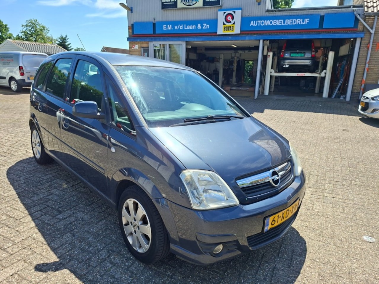 Opel Meriva - 1.6 Temptation RADIO-CD/AIRCO/ELEC.RAMEN/LMV - AutoWereld.nl
