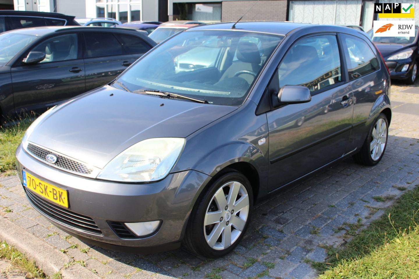 Ford Fiesta - 1.3i Futura Airco LM-Velgen Elec. ramen+spiegels CPV NAP APK - AutoWereld.nl