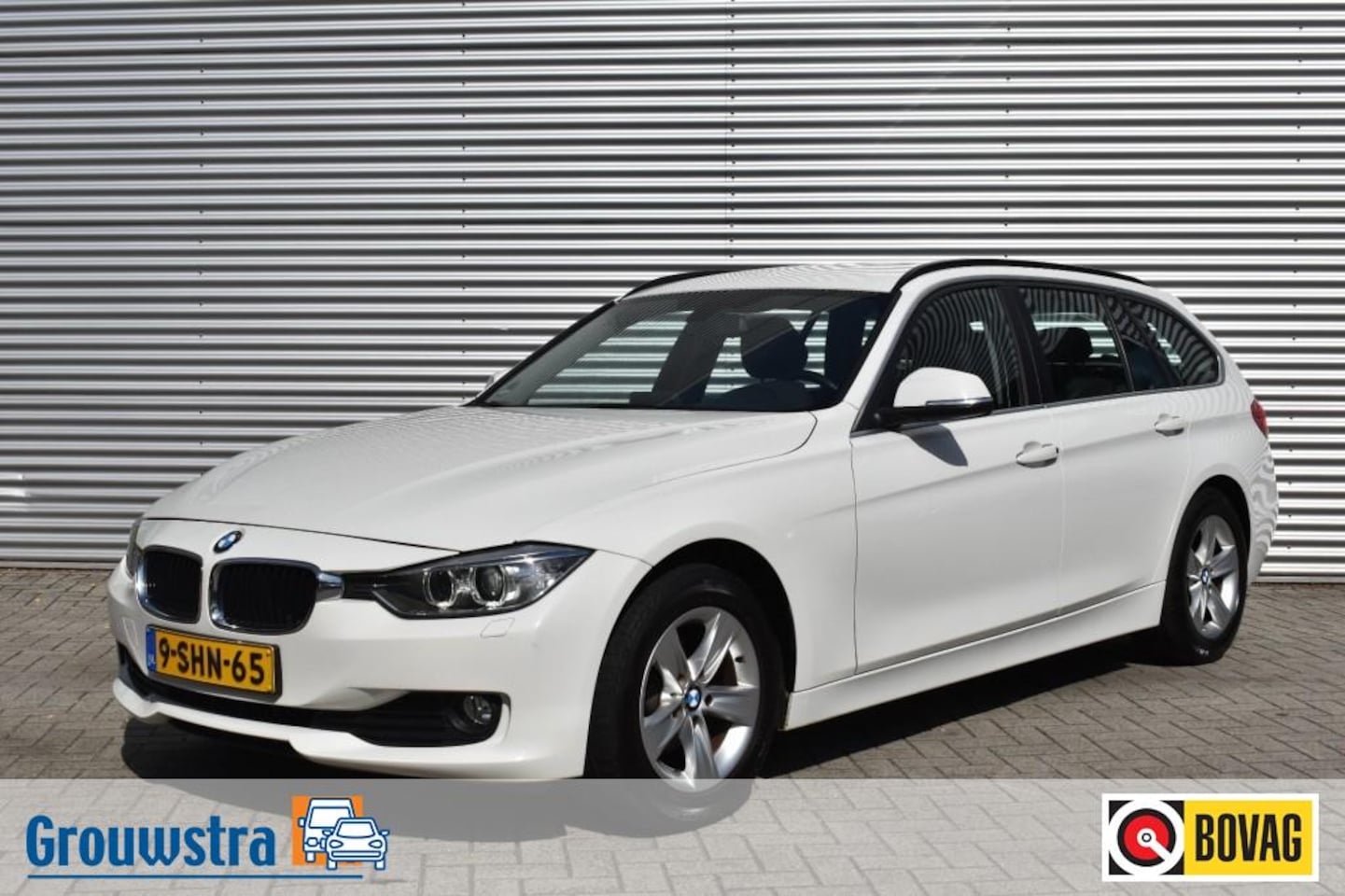 BMW 3-serie - 316I BUSINESS / AUTOMAAT / NAVI / TREKHAAK / XENON / - AutoWereld.nl