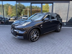 Lynk & Co 01 - 1.5 261pk PHEV Black Edition, Pano, Carplay, Cam360, BLIS, Memory, Lane Ass., Stoelverw, L