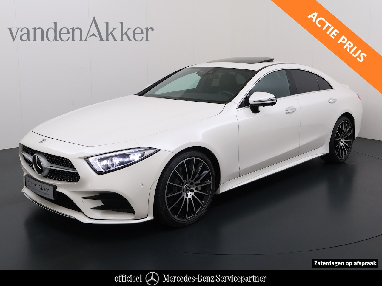 Mercedes-Benz CLS-klasse - 450 4Matic AMG // Burmester // 360 Camera // Dealer onderhouden // Sunroof // Trekhaak // - AutoWereld.nl