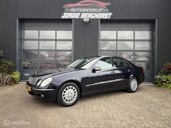 Mercedes-Benz E-klasse - 200 K. Avantgarde Automaat