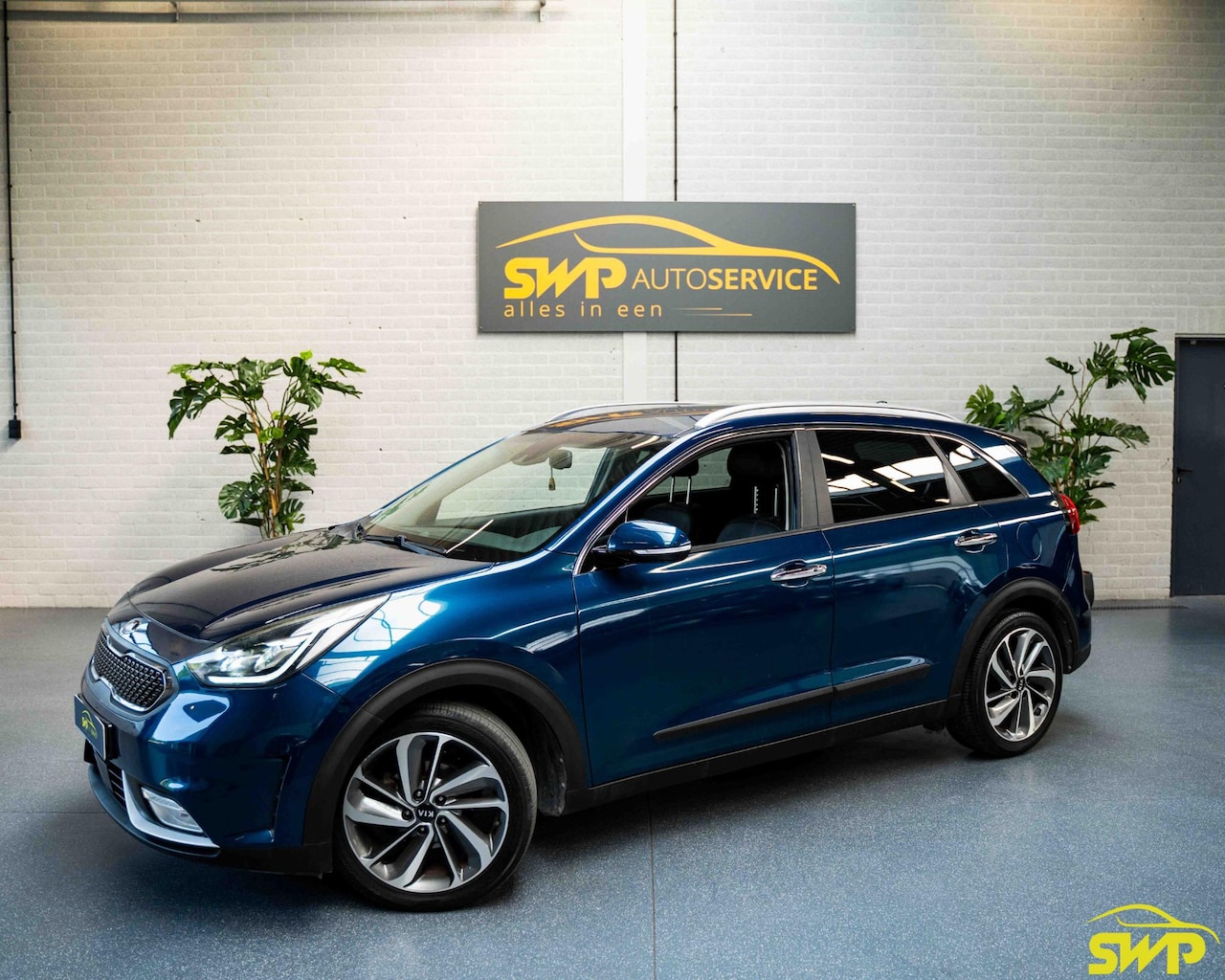 Kia Niro - 1.6 GDi Hybrid ExecutiveLine | Leer | Memory | JBL | ACC | Dodehoek | Navi | Cam - AutoWereld.nl