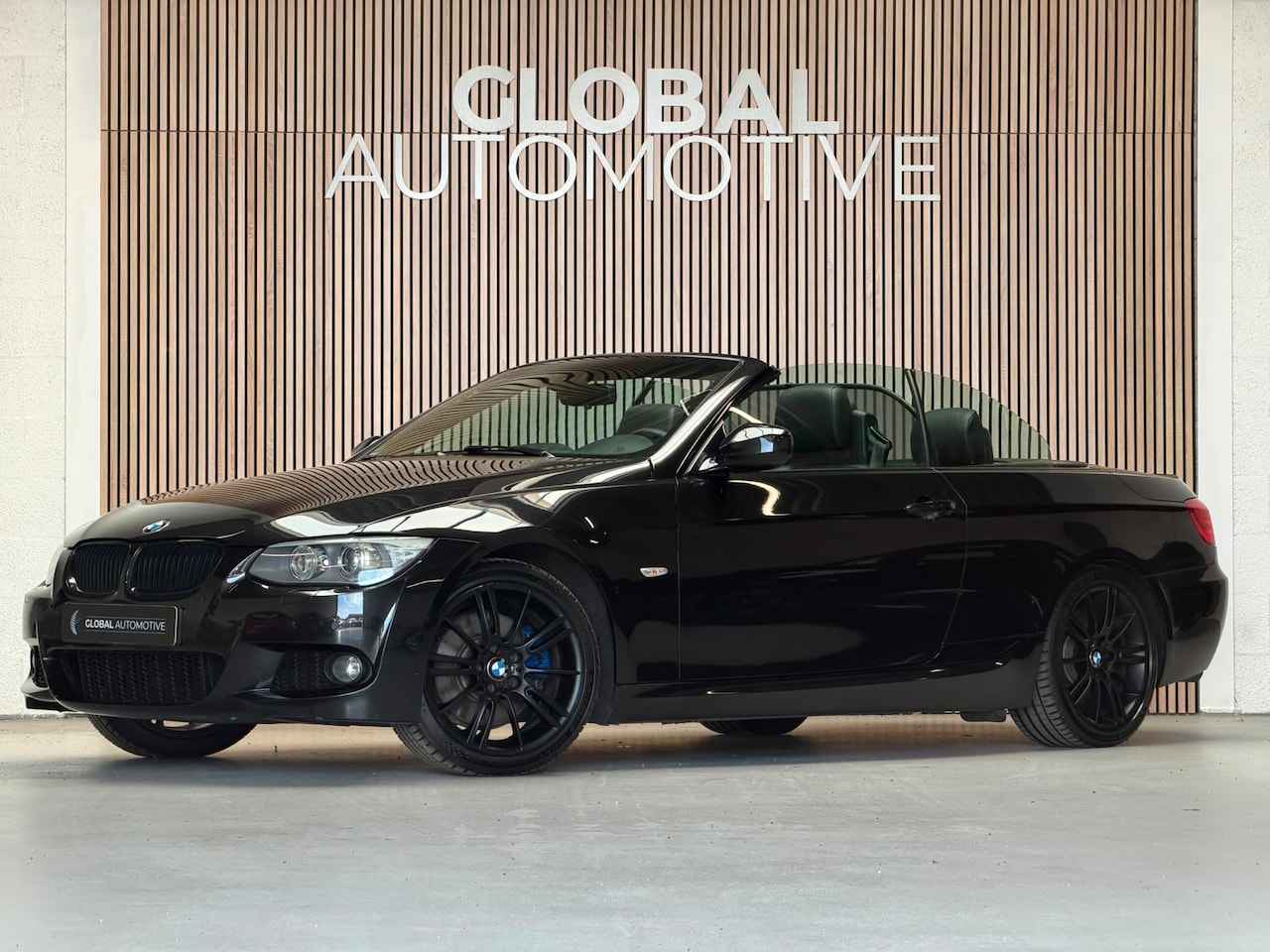BMW 3-serie Cabrio - 330i High Executive - M SPORT - KEYLESS - NAVI - PDC - AutoWereld.nl