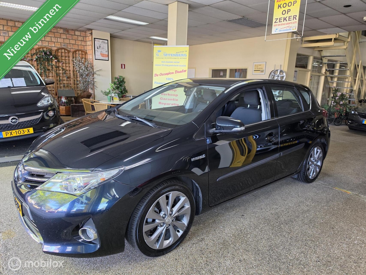 Toyota Auris - 1.8 Hybrid Lease 1.8 Hybrid Lease - AutoWereld.nl