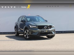 Volvo XC40 - B4 211PK Automaat Plus Dark Semi elektrisch wegklapbare trekhaak / Verwarmbare voorruit /