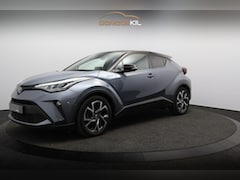 Toyota C-HR - 2.0 Hybrid Dynamic Two-Tone / LED / Carplay / Keyless / Privacy glass / 18'' LM velgen / F