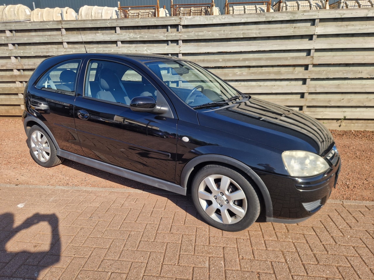 Opel Corsa - 1.2-16V Silverline Airco - AutoWereld.nl