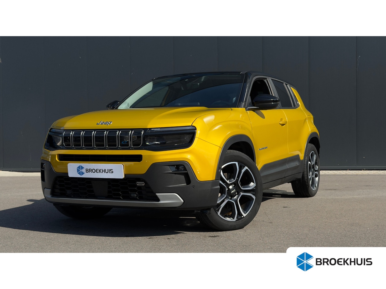 Jeep Avenger - 156pk Black Edition 54 kWh | Lederen Bekleding | 360 Camera | Adaptive Cruise | Keyless | - AutoWereld.nl