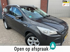 Ford Kuga - 1.5 / Navi / PDC / Clima / Cruise / NAP