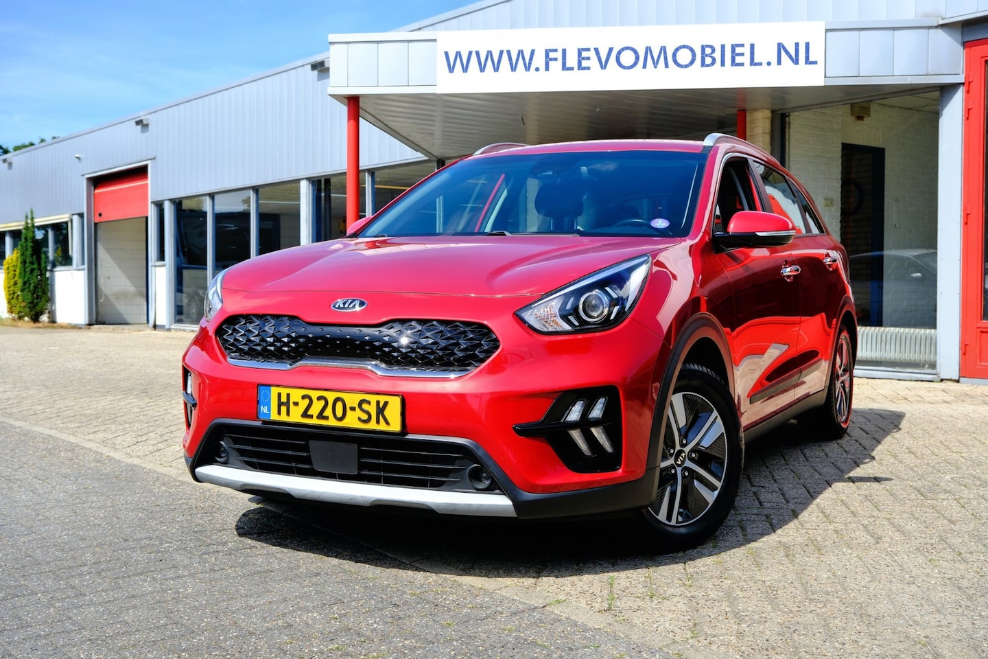 Kia Niro - 1.6 GDi Hybrid DynamicLine Aut. Navi|Adapt.Cruise|CarPlay|Cam|LMV|Half Leder - AutoWereld.nl