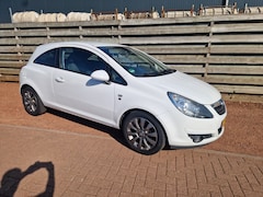 Opel Corsa - 1.2-16V '111' Edition Automaat