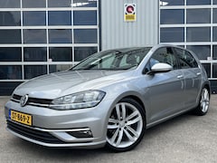 Volkswagen Golf - 1.0 TSI Comfortline Business Stoelverwarming PDC NAVI LED