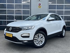 Volkswagen T-Roc - 1.0 TSI Style LED NAVI CARPLAY